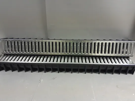 2 A15 1M CHANNEL DRAINAGE DOMESTIC WITH GALVANISED GRATES - COLLECTION ONLY