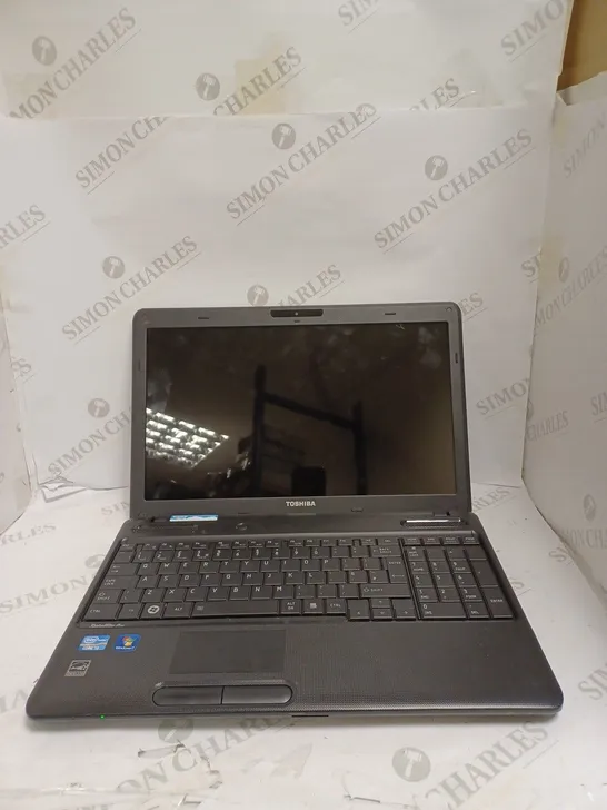 TOSHIBA SATELLITE C660 LAPTOP 