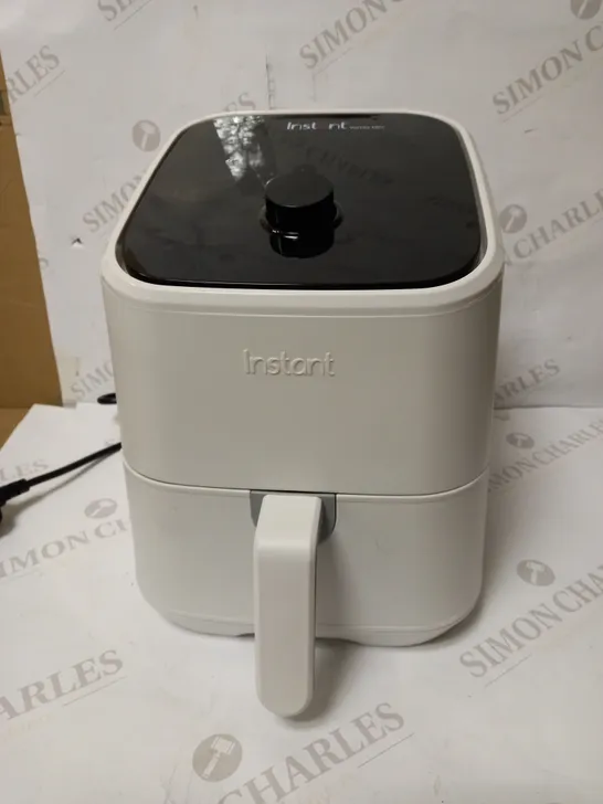 INSTANT POT BRANDS VORTEX MINI AIR FRYER 2L - WHITE