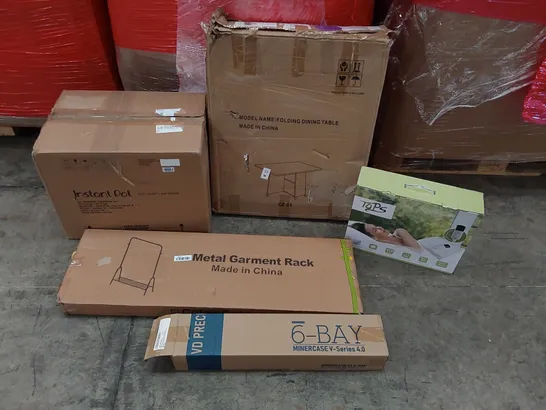 PALLET OF ASSORTED ITEMS INCLUDING: FOLDING DINING TABLE, INSTANT POT AIR FRYER, ELECTRIC BLANKET, GPU MINING CASE, METAL GARMENT RACK