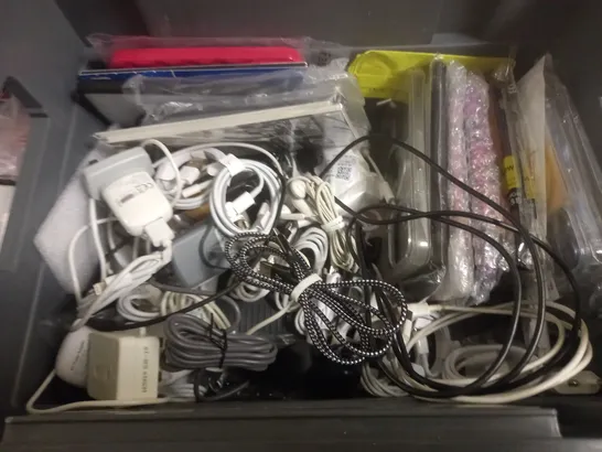 LOT OF ASSORTED MOBILE PHONE ACCESSORIES TO INCLUDE CHARGERS, CABLES, CASES AND SYNC DOCK