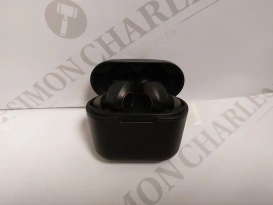 NOISE CANCELLING WIRELESS EARBUDS