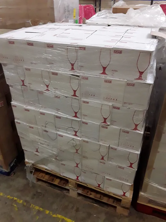 PALLET OF APPROXIMATELY 210 BOXES CONTAINING 6 RASTAL AVIERO 300ML GOBLETS