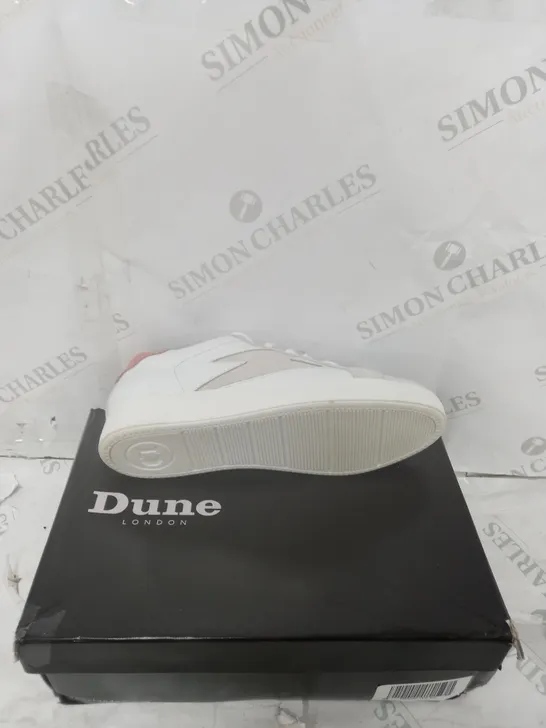 DUNE ENERGISE TRAINES WHITE SIZE 7