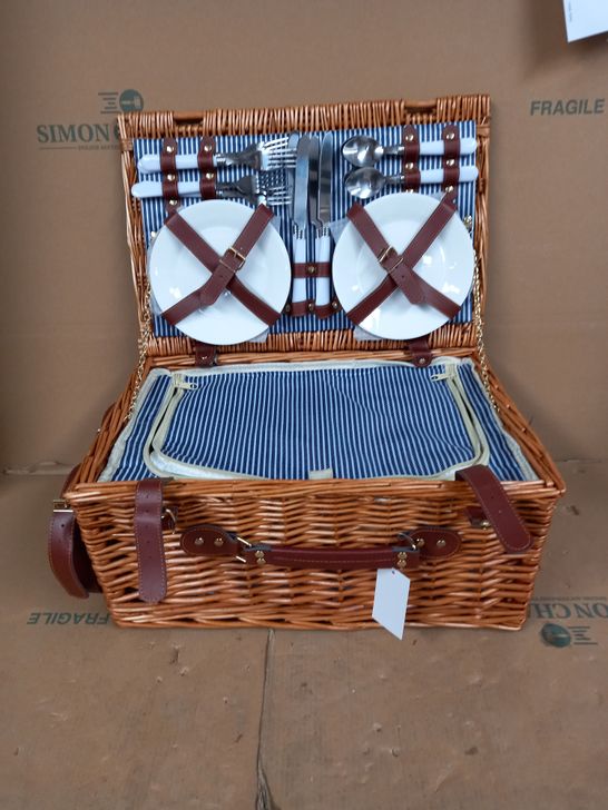ARKMIIDO PICNIC BASKET WITH CUTLERY 