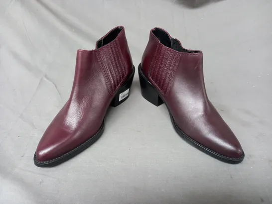 BOXED SOLEA EASTWOOD LEATHER ANKLE BOOTS IN WINE - ODD SIZES