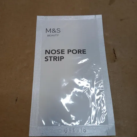 LOT OF APPROX. 1000 M&S BEAUTY NOSE PORE STRIPS