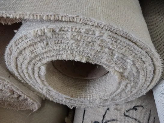 ROLL OF QUALITY RARELY BREEDS LOOP CARPET APPROXIMATELY 5M × 4.15M