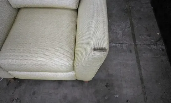 QUALITY CREAM/GREEN ARMCHAIR WITH WOODEN LEGS