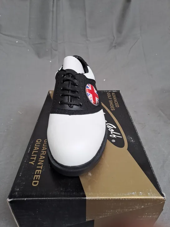 BOX OF APPROXIMATLY 12 BLACK AND WHITE TOP LINE GOLF SHOES IN VARIOUS SIZE 