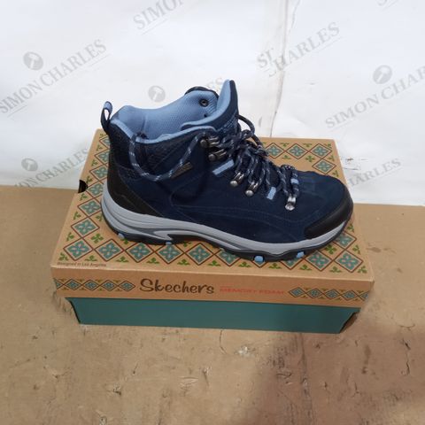 BOXED PAIR OF SKECHERS - SIZE 5