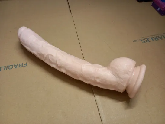 UNPACKAGED 16" REALISTIC DILDO WITH SUCTION CUP