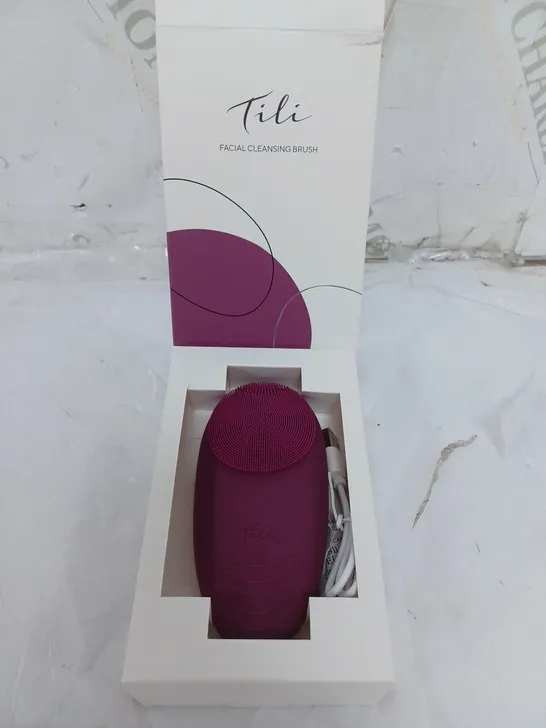 BOXED TILI FACIAL CLEANSING BRUSH