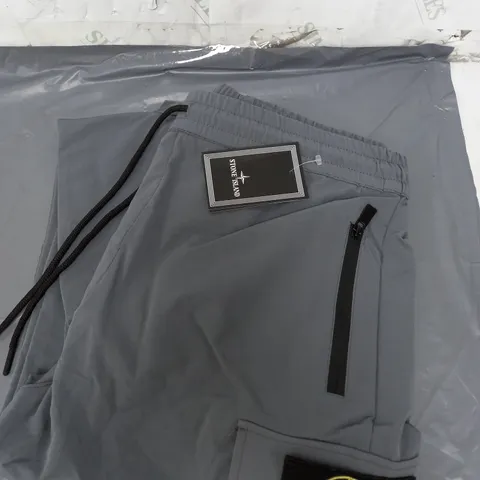 STONE ISLAND MENS CARGO PANTS GREY XXL