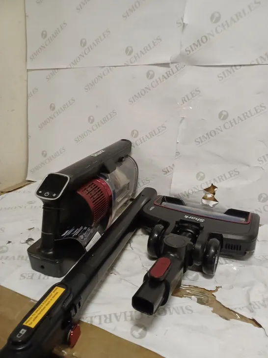 SHARK CORDLESS STICK VACUUM CLEANER 