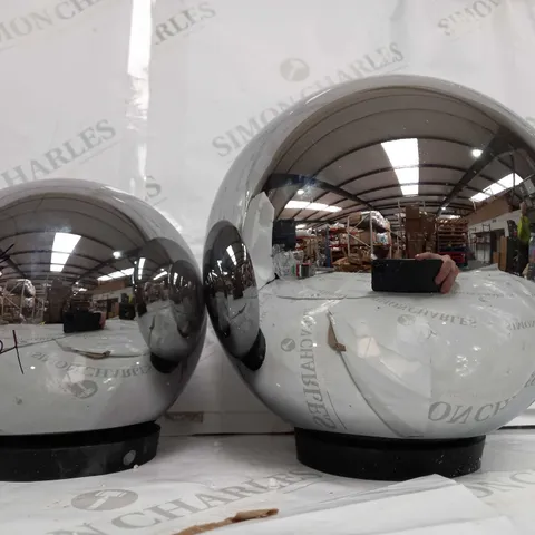 BOXED KELLY HOPPEN SET OF 2 INDOOR OUTDOOR PRELIT GLASS DECOR - REFLECTIVE ORBS