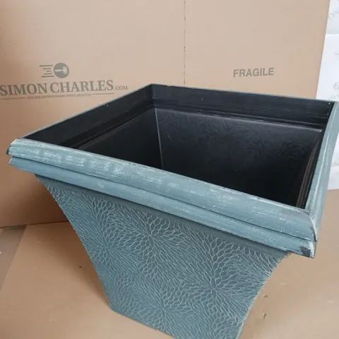 YOUGARDEN PAIR OF SQUARE APRIL PLANTERS - INDIGO GREEN (14.5")