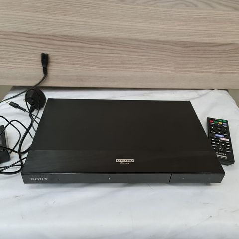 SONY UBP-X700 ULTRA HD 4K BLU-RAY/DVD PLAYER