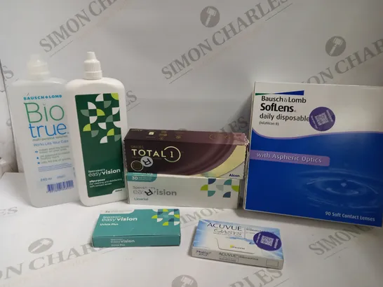 BOX OF APPROX 10 ITEMS INCLUDING BIOTRUE MULTI PURPOSE SOLUTION, BAUSCH&LOMB DAILY DISPOSABLE CONTACT LENS AND ACUVUE OASYS LENSES