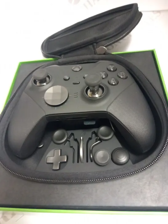 BOXED XBOX ELITE SERIES 2 CONTROLLER