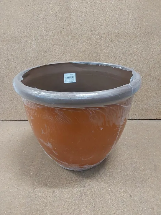 CAMPUZANO 40CM PLANT POT - AMBER