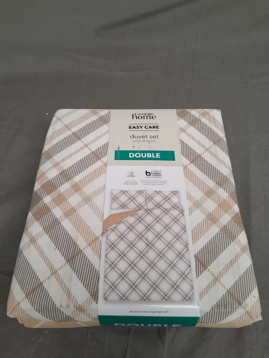 EASY CARE DUVET SET WITH 2 PILLOWCASES - DOUBLE