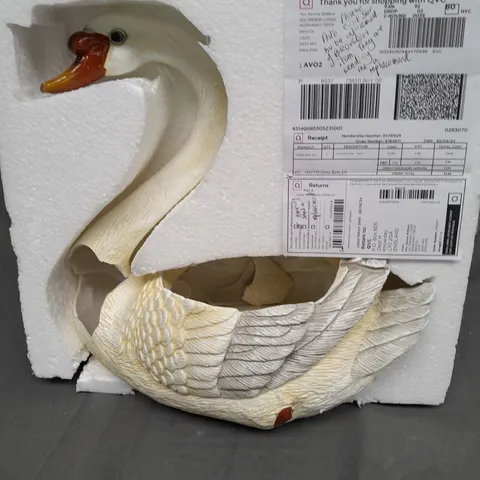 GARDEN REFLECTIONS SWAN PLANTER