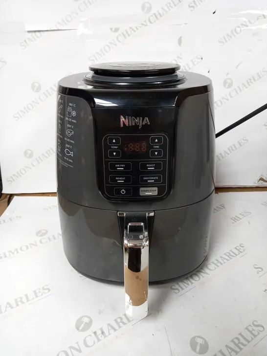 BOXED NINJA AIR FRYER 3.8L AF100UK