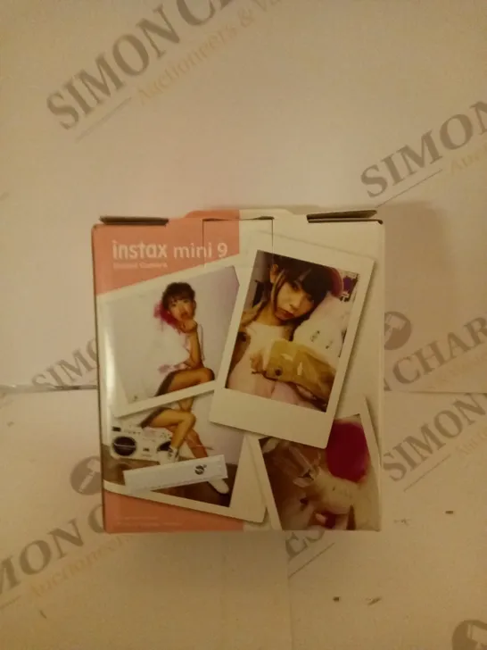 BRAND NEW BOXED FUJIFILM INSTAX MINI 9 INSTANT CAMERA 