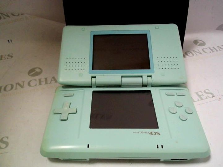 NINTENDO DS HANDHELD GAMES CONSOLE 3116343-Simon Charles Auctioneers