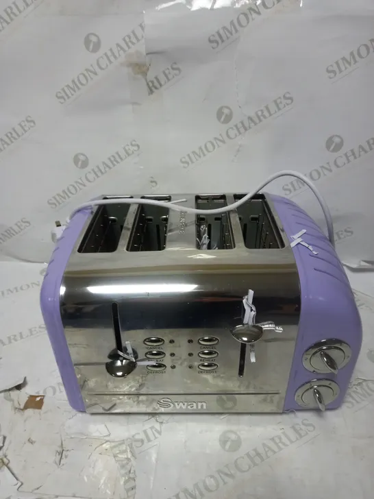 SWAN 4 SLICE RETRO TOASTER