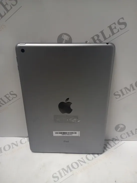 APPLE IPAD 9.7