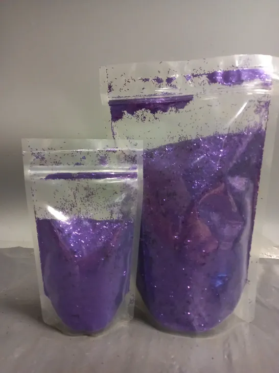 APPROXIMATELY 10 BAGS OF DECOR GLITTER IN PURPLE - COLLECTION ONLY