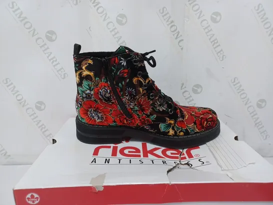 BOXED PAIR OF RIEKER LACE UP BOOTS IN MULTI FLORAL UK SIZE 7.5