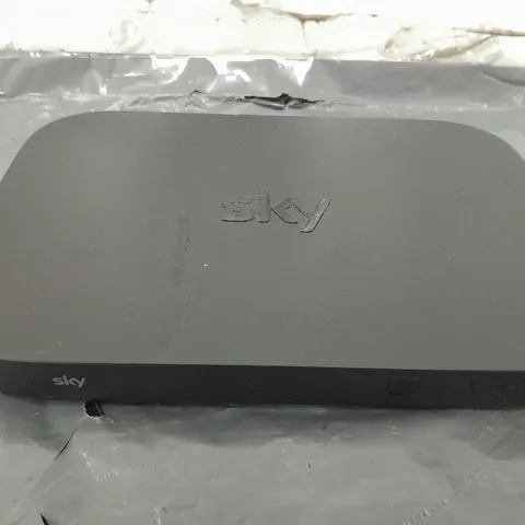 SKY EM150 Q MINI BOX