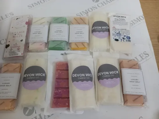 LOT OF ASSORTED WAX MELTS