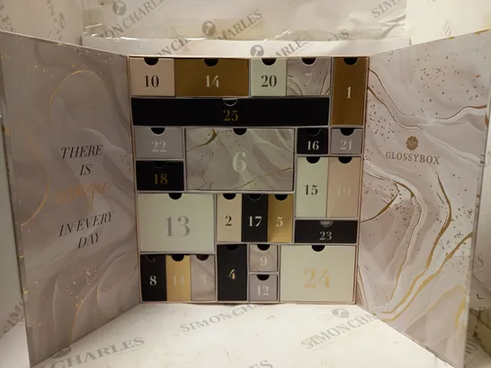 BOXED GLOSSYBOX FEEL THE MAGIC ADVENT CALENDAR 