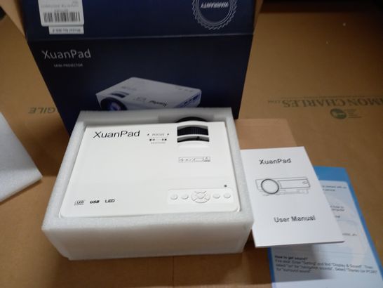 BOXED XUANPAD MINI PROJECTOR 