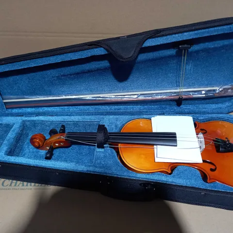 UNO SERIES FULL SIZE VIOLIN OUTFIT