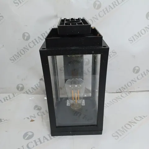 OUTDOOR LANTERN IN BLACK - BOXED 
