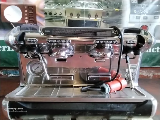 TRADITIONAL FAEMA EMBLEMA COFFEE MACHINE