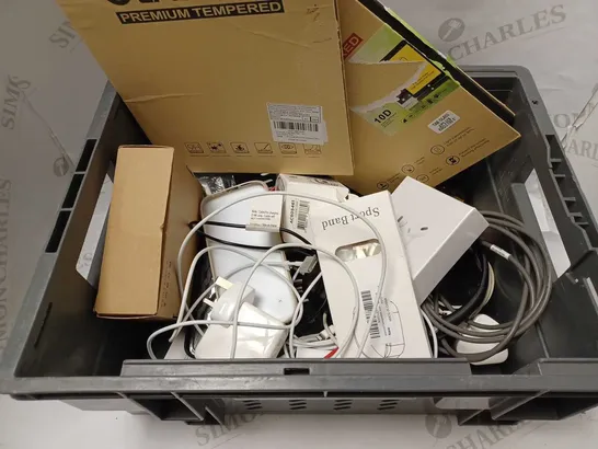 LOT OF APPROXIMATELY 20 PHONE ACCESSORIES AND ELECTRICALS TO INCLUDE TEMPERED GLASS SCREEN PROTECTORS, SEALED TRUE WIRELESS EARBUDS, WIFI CAMERA, ETC