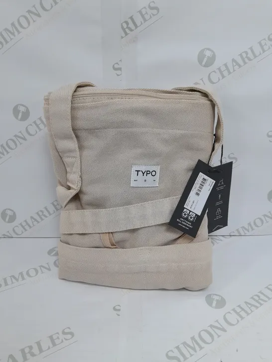 TYPO WELLNESS TOTE IN LATTE 