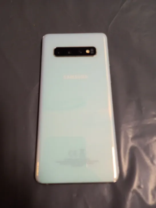 BOXED SAMSUNG GALAXY S10 SMARTPHONE