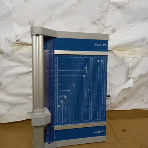 DAHLE 550 A4 PAPER TRIMMER