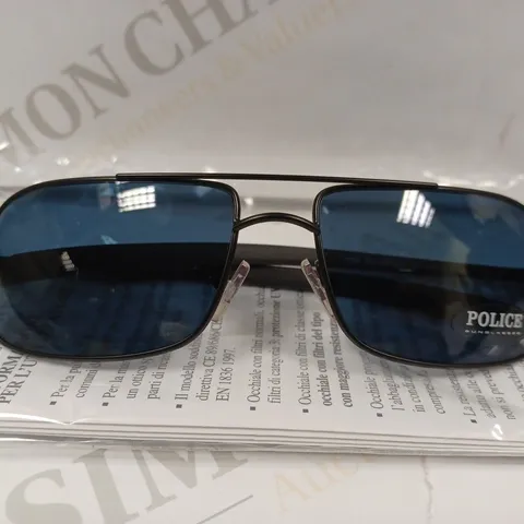 BOX OF APPROX 10 PAIRS OF POLICE 2647 SUNGLASSES 