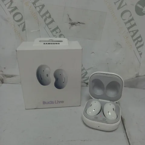 SAMSUNG GALAXY BUDS LIVE IN WHITE