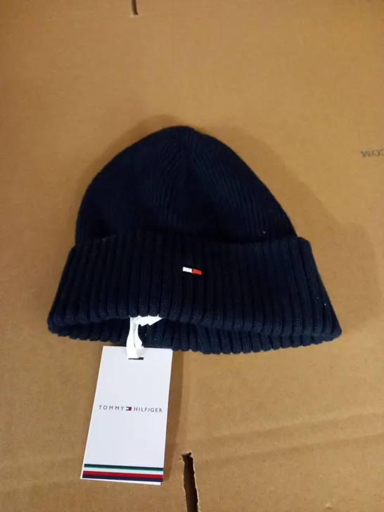 TOMMY HILFIGER BEANIE HAT 