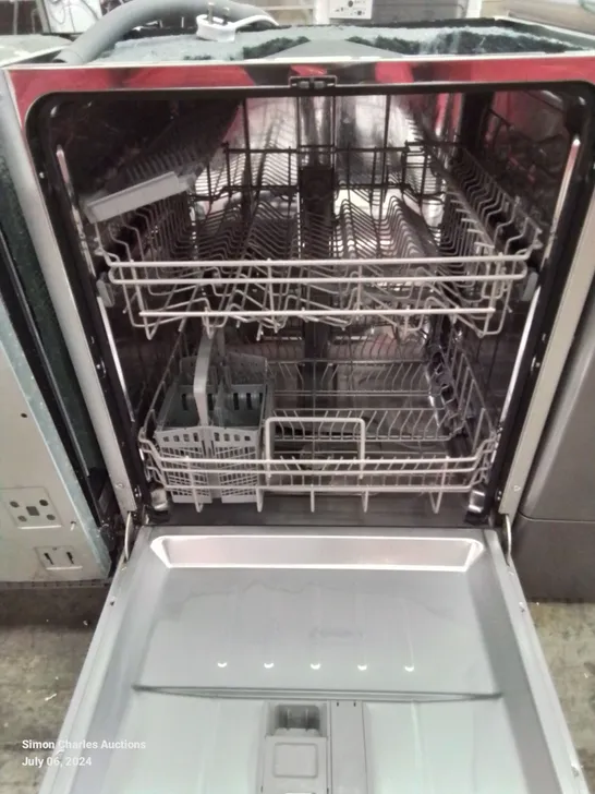 COMFEE FULLY INTEGRATED DISHWASHER, 