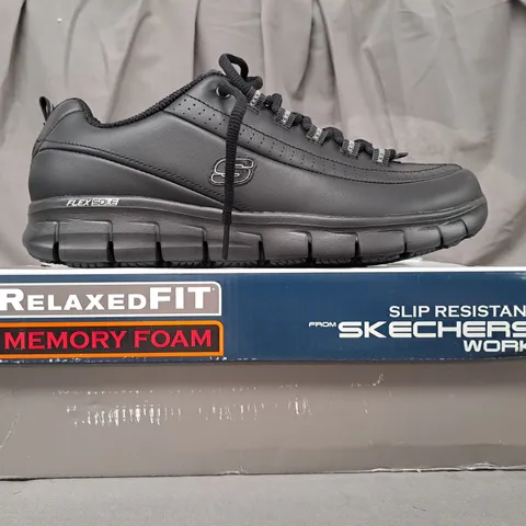 BOXED PAIR OF SKECHERS SLIP-RESISTANT SHOES IN BLACK UK SIZE 8